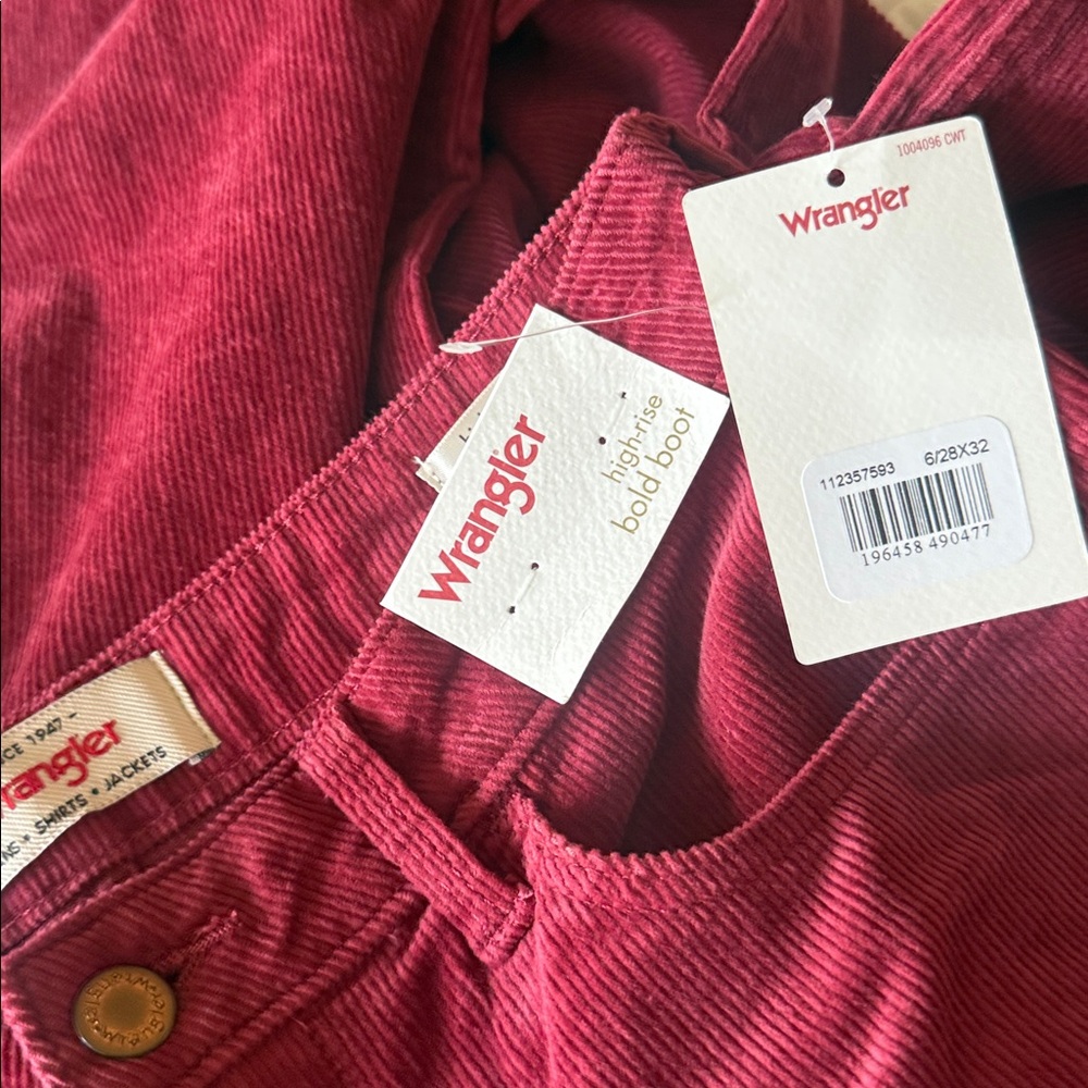 NWT Wrangler Women's High Rise Bold Boot Jean 6/28 In Color Carmine - Picture 11 of 12